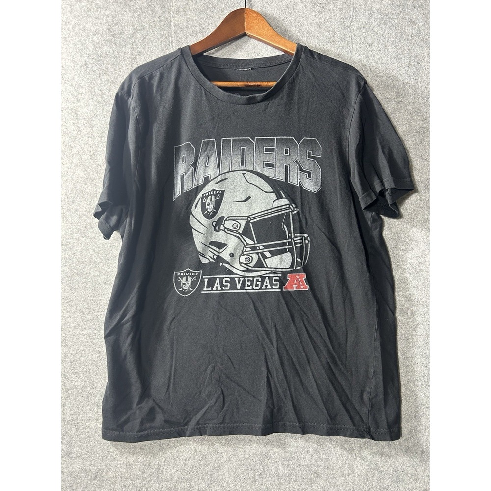 Las Vegas Raiders NFL Black Helmet Graphic T-Shirt Mens L Large AFC Football Tee